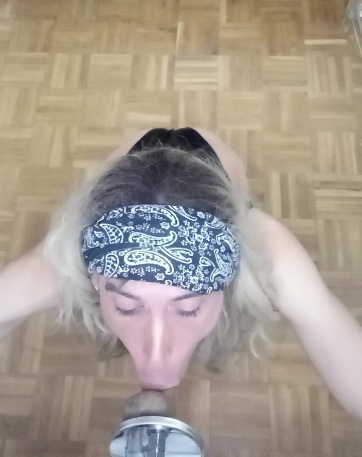 Penelopene27: Crossdresser Deeptroath