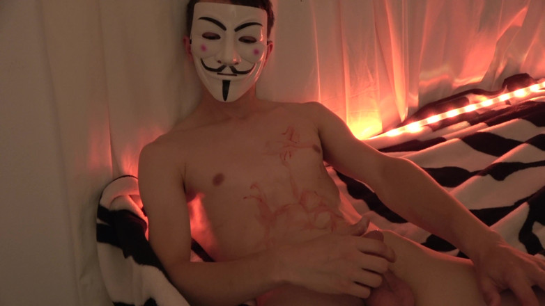 Rushteinn: This my mod. Solo male masturbates