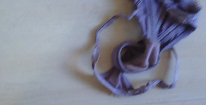 Nikki Montero: Majtki z spermą dla przyjaciela w Europie, wysłane przez pocztę...