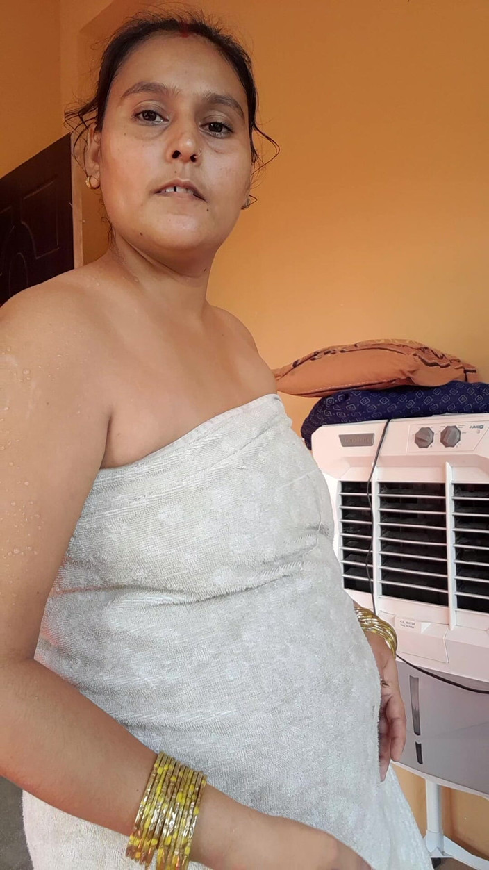 Puja555: Jawani Janeman