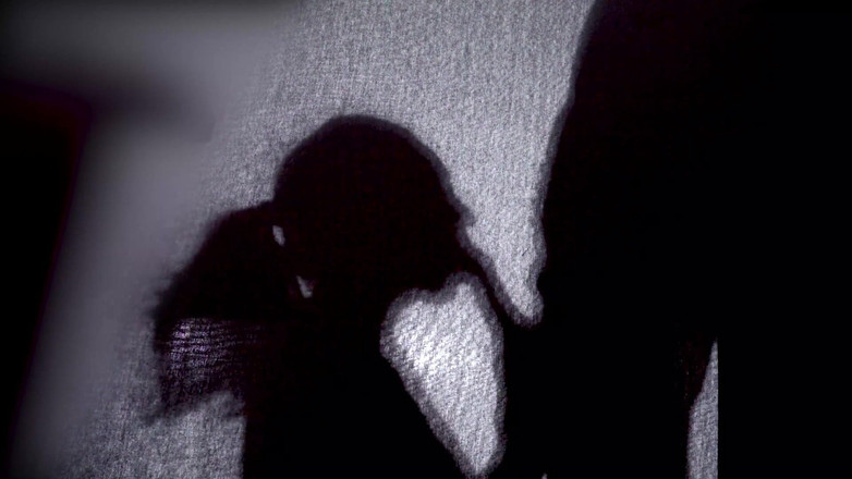 Jay_kate: A Shadow Blowjob - My Girlfriend Gives Me a Little Gift...