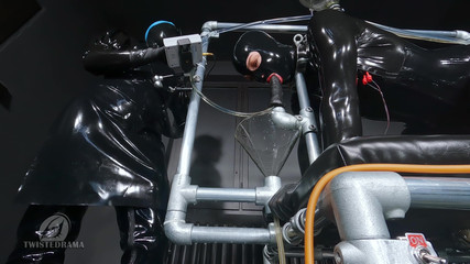 Twistedrama: Piss Pump Evolution 04 - Dildo-Edition