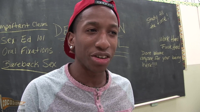 CocoDorm: Il batterista Boi e Travis davis