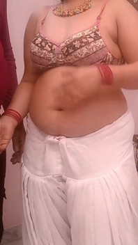 Desi Tía Se Quita Su Blanca Salwar Y Su Duro