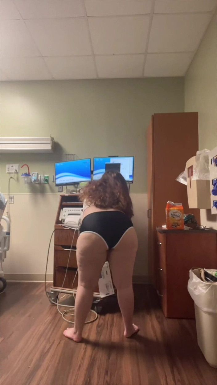 Dirtysecret: Bad Girl on Bed Rest