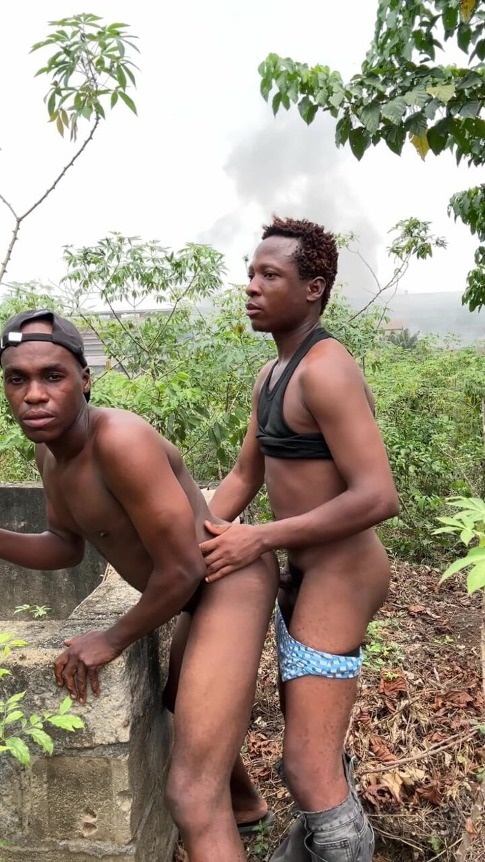 Purplecum: Inside Forest Fuck