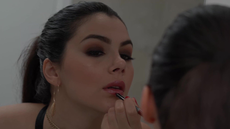 Luxure: The date of Mina Sauvage is dominating
