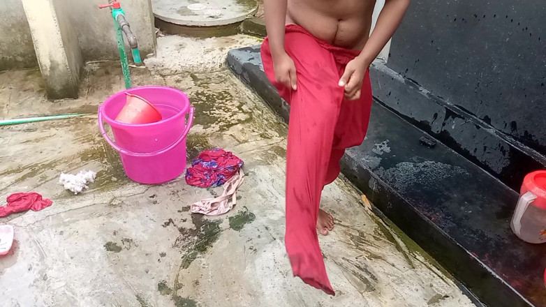 popXusa: Amateur Desi Hot Step Stepmom Big Ass Big Nipple Outdoor...