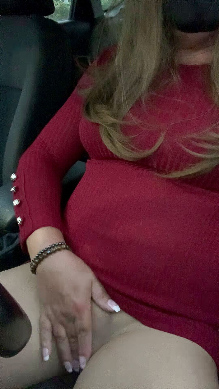 Kelly cd: 穿着红色连裤袜和高跟鞋的Kelly cd