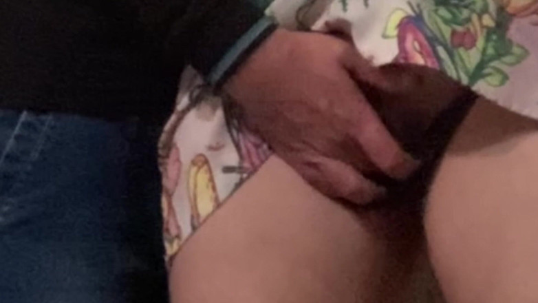 Niki studio: Yabancı challange - bir yabancıdan metroda amımı parmak etmesini istiyorum