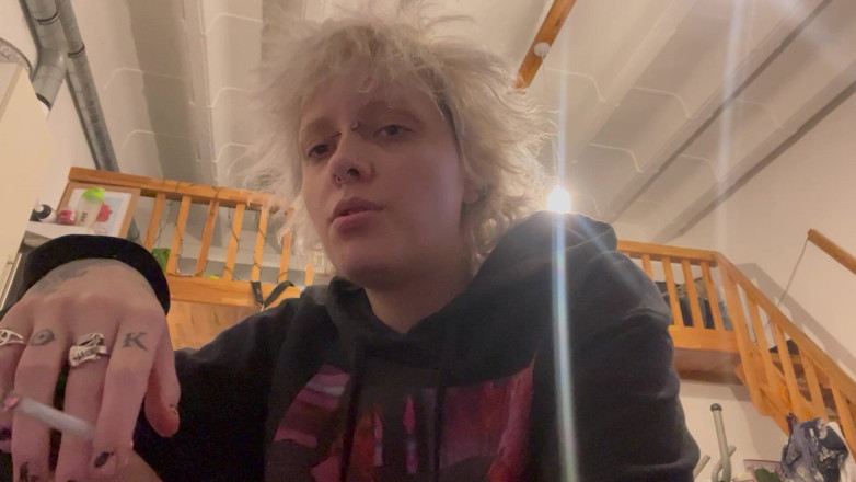 Glitterqueen1999: Goth Girl No Makeup Smoking a Cigarette