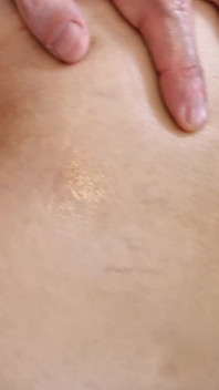 Brisen의 찐 첫 애널. 앨런은 후장 구멍에 한 번도 본 적이 없기 때문에 천천히 넣었습니다. 그는 진정한 신사였습니다.