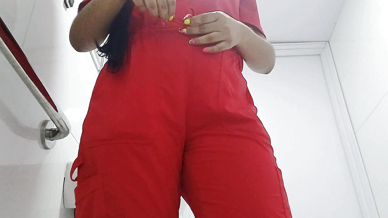 kelsyStar: Perawat direkam di kantor dr. belloti