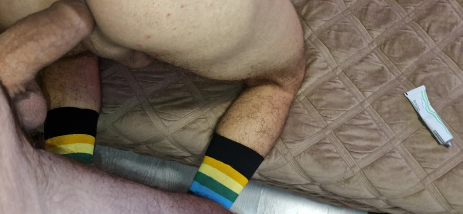 Dinar: Un extraño con semen en el culo de una follada...