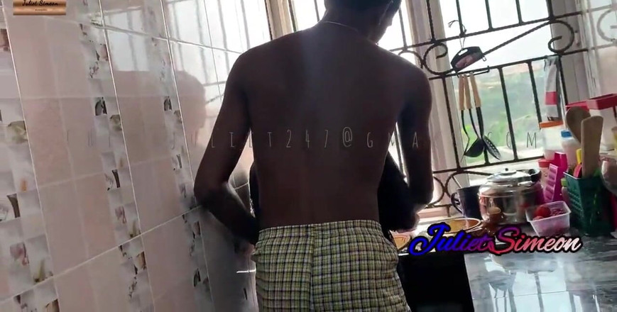 Julietsimeon: Dal mi sexy pejsek z kuchyně do ložnice