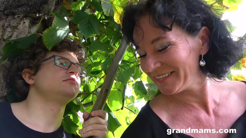Grandmams: His Dream Comes True at Grandmams