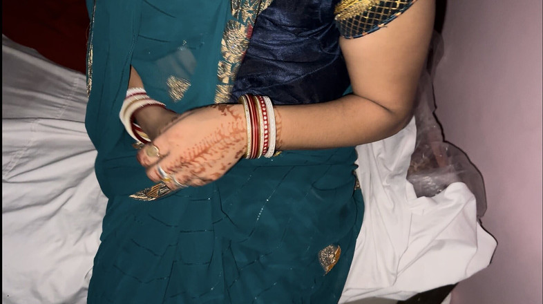 Munna647: 嫂子和姐夫一起在酒店