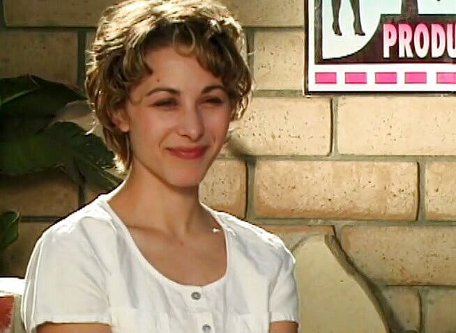 Young Sinner: 대물 자지를 갈망하는 음란한 소녀에게 더티 프로포지스