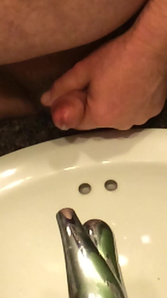 Music69lover: Соло мастурбує