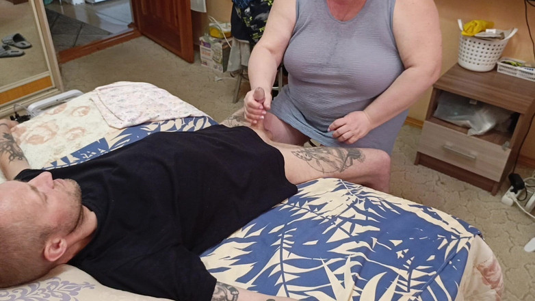 Zona901: Üvey anneden sakso ve yarak mastürbasyonu