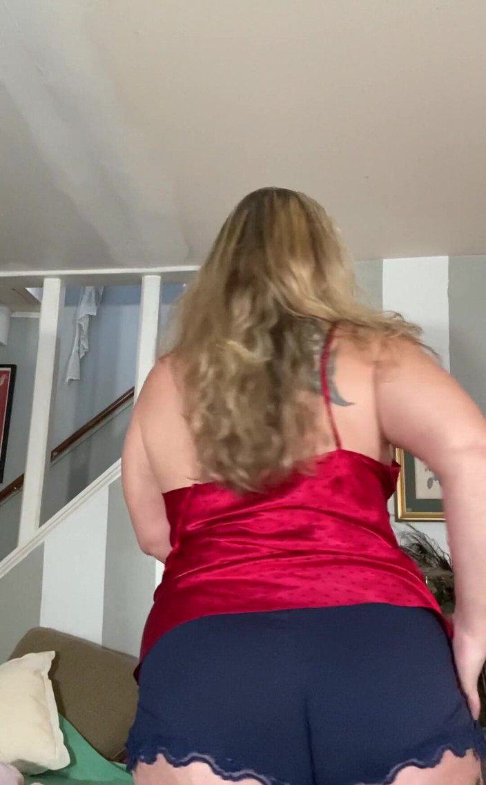 Lily Bay: Glücklicher samstag! LilyBay73