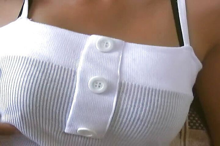 Perv Milfs n Teens: ナッツは彼女のお尻の頬を壊し、ムラムラしたタイ人は硬いコックを壊します