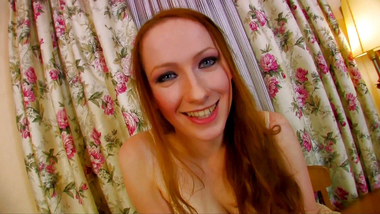 Fetish Desire: De kerstman heeft een nieuwe sexy assistente met een mooie...