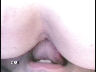 Bad Boys bedroom stories: Starszy student ratuje młodszego ucznia przed zastraszanym i pieprzy go...