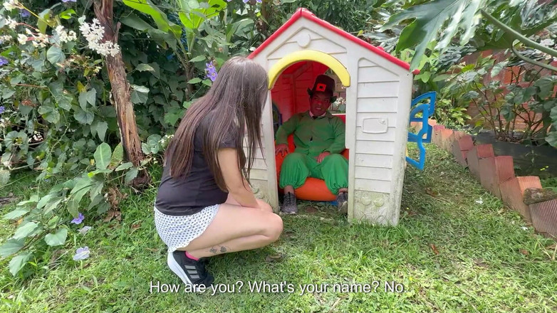 Julianaburning: Daję bogatego pieprzenia nieśmiałego magicznego elfa w zamian za dobre życzenie...