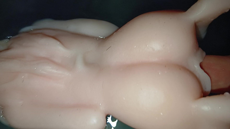 LunaDesire: LunaDesire, una moglie minuta, vuole davvero il pene gigante del...