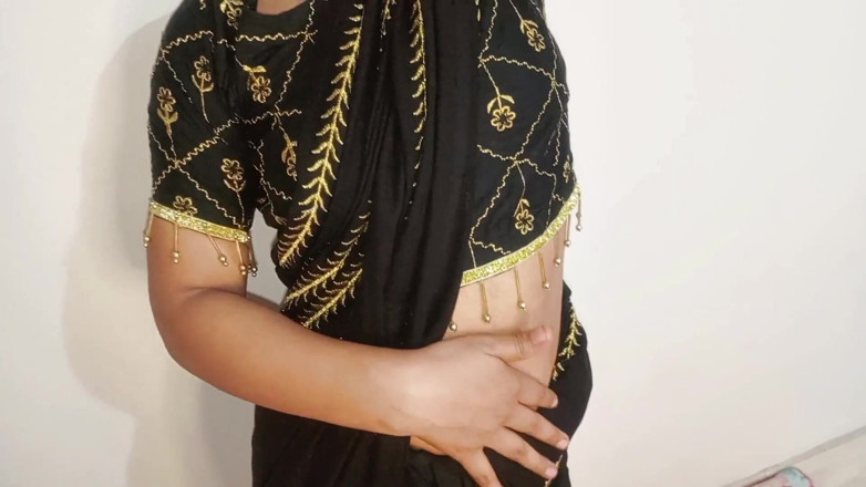 Riya_Moni077: Saree bhabi xinh đẹp đụ cô ấy devar