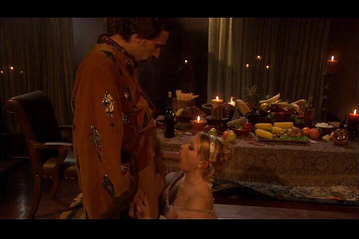 CBD Media: 阴唇完美的大屁股金发少女用她的处女屁股骑乘大鸡巴