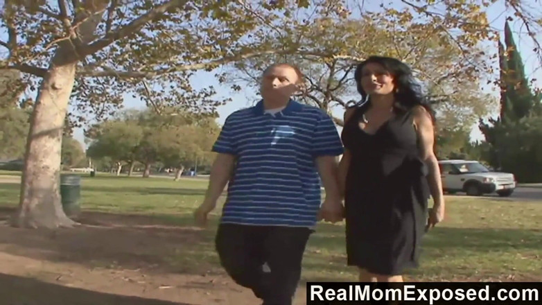 Real Mom Exposed: Busty beauty Persia Pele gets screwed in front of her...