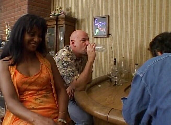 Black Jass: 小奶子黑人女郎被狠操