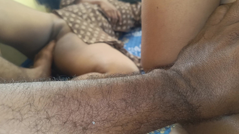 Wonder: Домогосподарка трахається втрьох