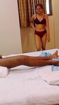 Dit Is Hoe Ik Een Meisje Naar Een Bed Maak En Ook Hoe Ik Haar Simile Maak