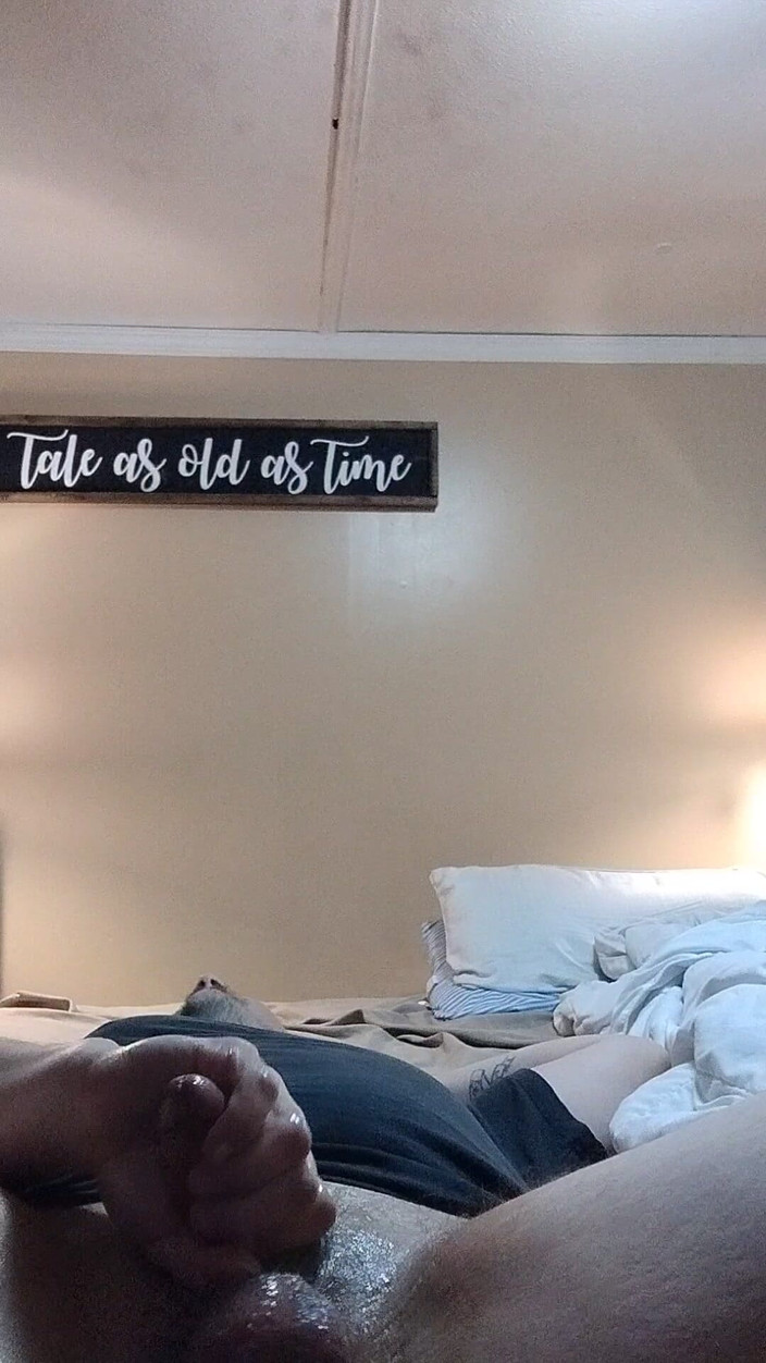 Mofarmer92: Збуджений вітчим гладить себе