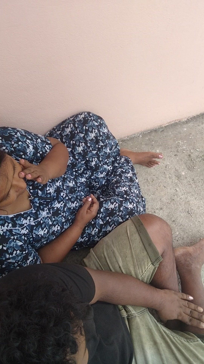 Benita sweety: Quan hệ tình dục bên ngoài trên sân thượng