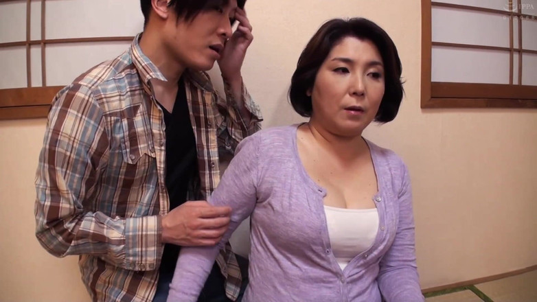 Vulture: 成熟した女性が若い男性のチンコに溺れてセックスされる 1