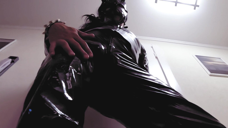 Tranny Bunny: 独自乳胶兔子大鸡巴BDSM癖好混蛋