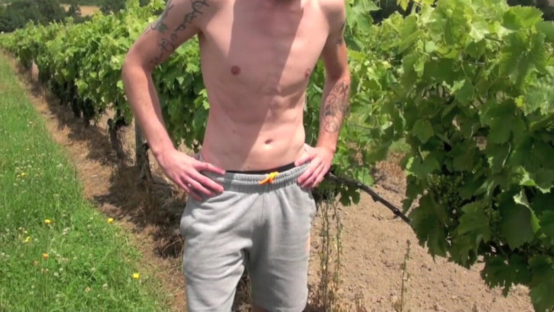 Crunch Boy: Nick fucked by straight worker in exhib wineyards