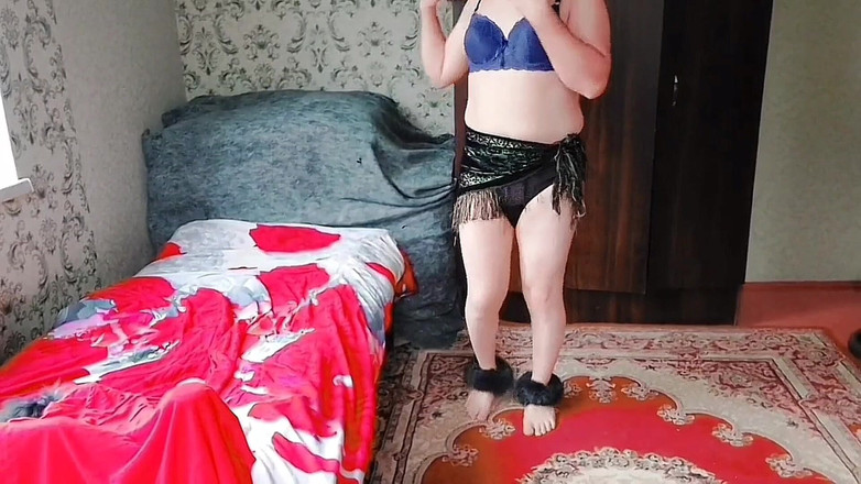 Kitty_Cross: Bouncy, bachor i ledwo ubrany