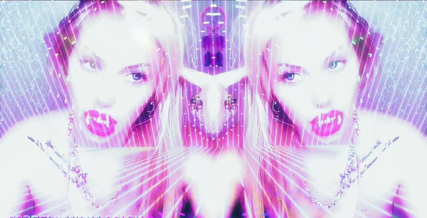 Goddess Misha Goldy: 인정해, 포르노를 쳐다보는 것이 실제 보지를 따먹는 것보다 낫다! 포르노는 진짜 보지가 아닌 당신을 위해 한다.