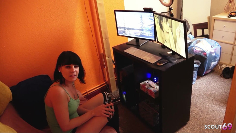 Scout69: German Step-sister Maria Saint Caught Watching Porn and Seduce to...