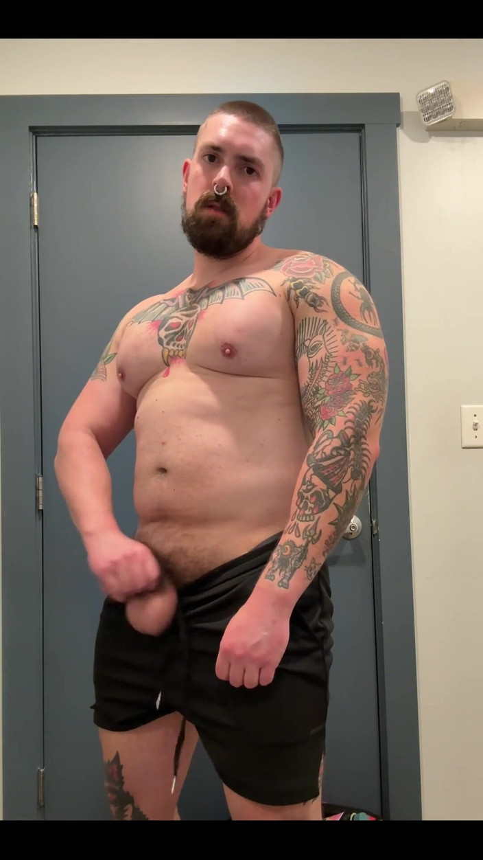 xrustytaylorx: コックはそれをすべて漏れさせました