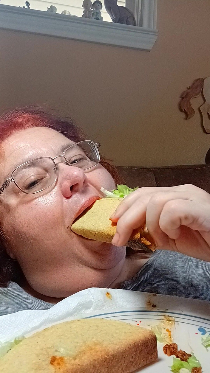 BBW nurse Vicki adventures with friends: At een grote maaltijd eigengemaakt taco-diner