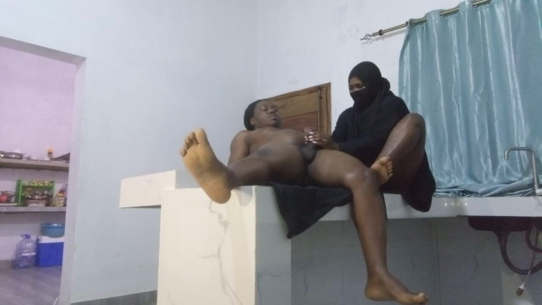 BMCs: Me encantó follar a una zorra musulmana en un hijab...