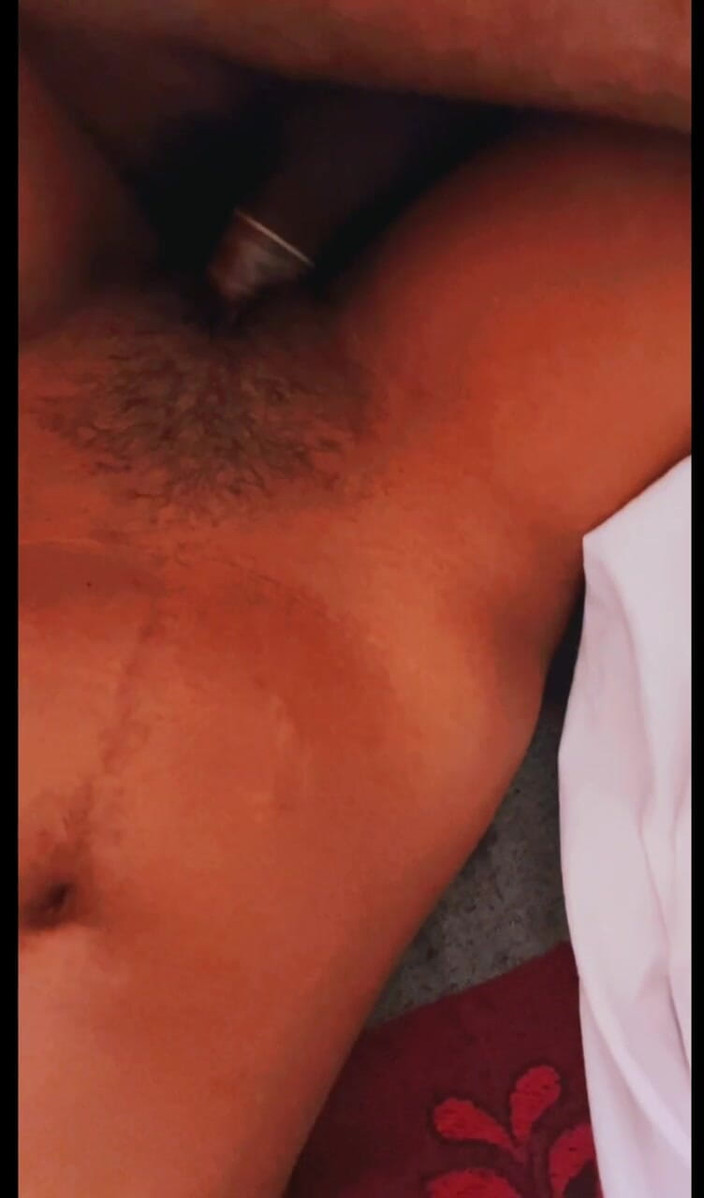 Pavam pavam rajkumari: X-minnaar met Mallu heet meisje