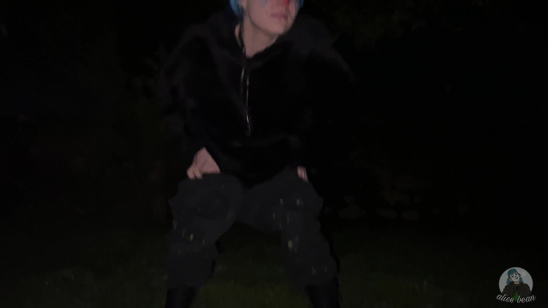 Alice Bean: Palhaço mijando