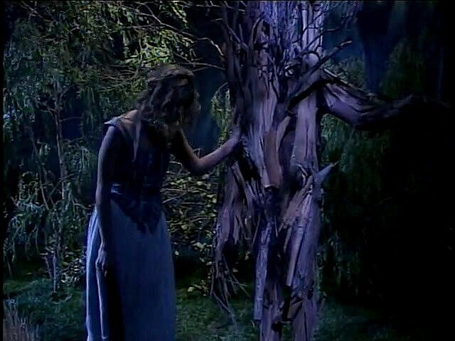 Sex Karma: Una gustosa ragazza bionda con le labbra succose fa un...